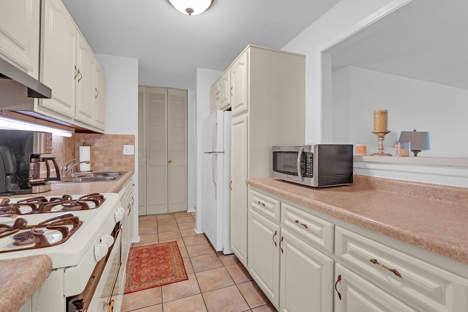 1227 S Old Wilke Road 206