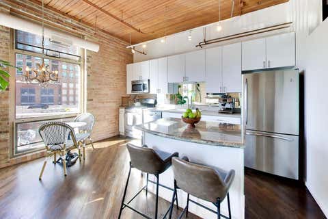 Tiny photo for 550 N Kingsbury Street #423, Chicago, IL 60654 (MLS # 12687260)