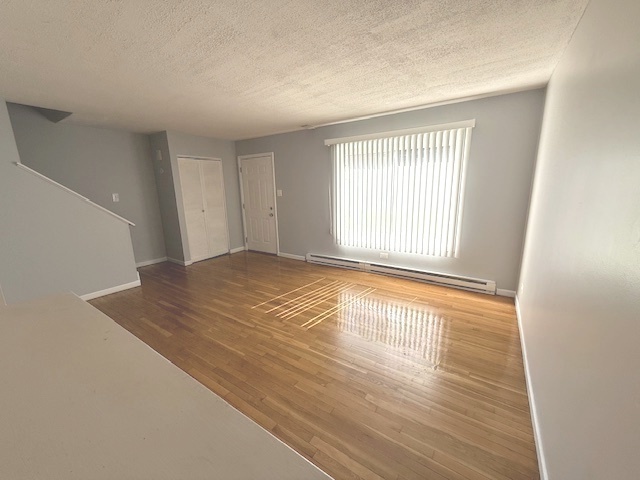 1S246 Stratford Lane
