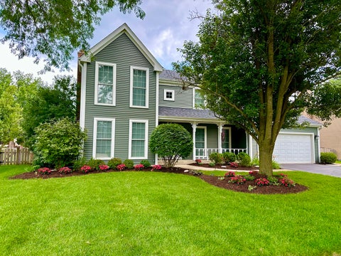 Photo of 2031 Burnham Place, Wheaton, IL 60189 (MLS # 12746246)