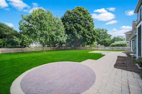 Tiny photo for 2031 Burnham Place, Wheaton, IL 60189 (MLS # 12746246)