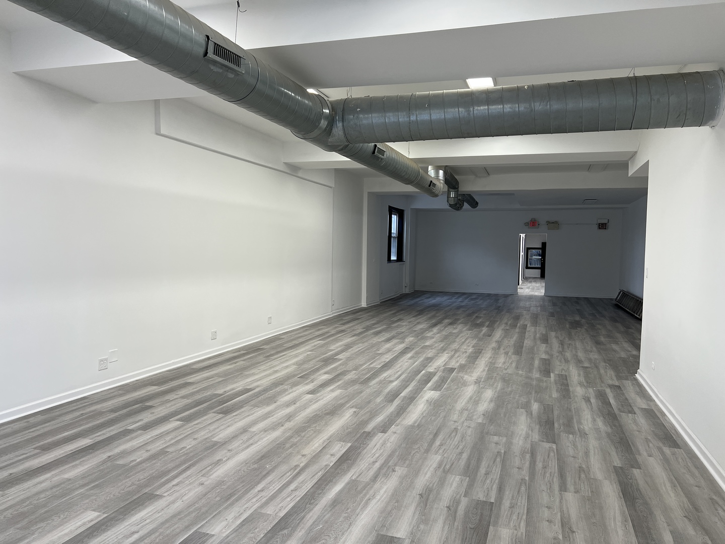 3242 N Pulaski Road