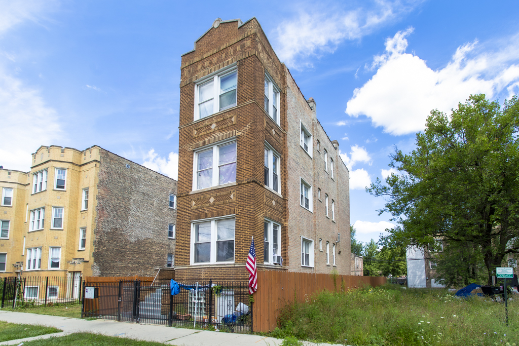 3810 W Ohio Street