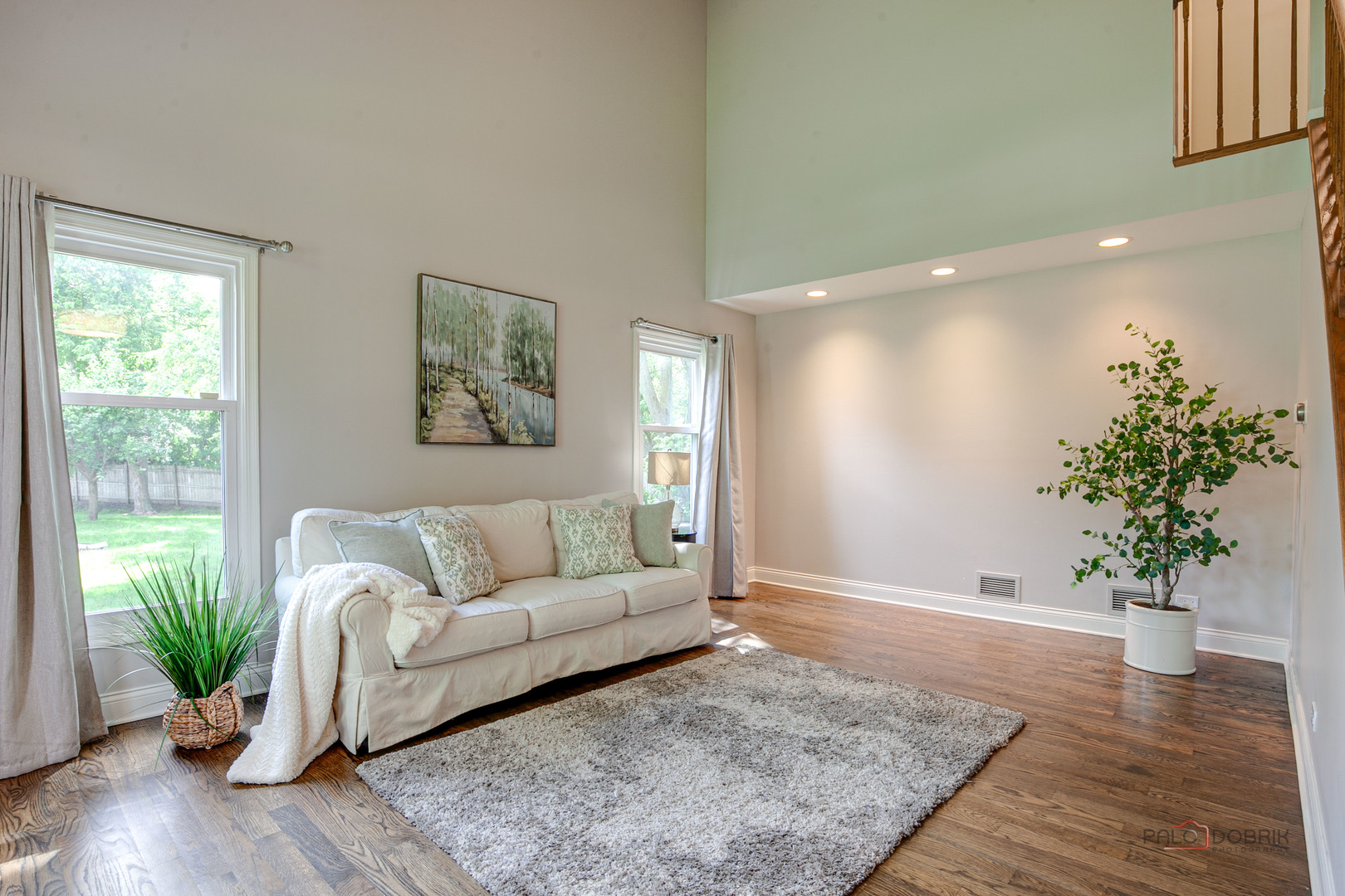 232 Stanton Court W