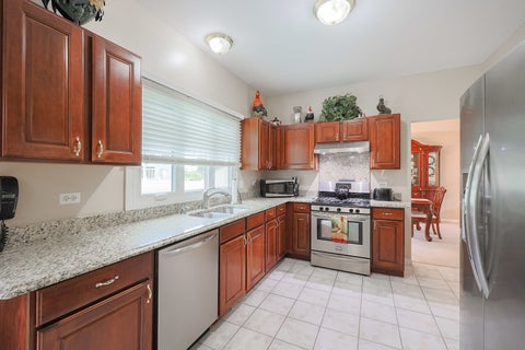 Tiny photo for 1397 Waterside Drive, Bolingbrook, IL 60490 (MLS # 12746040)