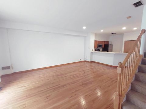 Tiny photo for 2508 Carrolwood Road #2508, Naperville, IL 60540 (MLS # 12608384)