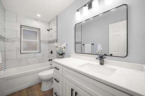 Tiny photo for 657 N PINE Avenue, Chicago, IL 60644 (MLS # 12513072)