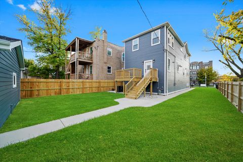 Tiny photo for 657 N PINE Avenue, Chicago, IL 60644 (MLS # 12513072)