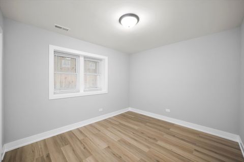 Tiny photo for 657 N PINE Avenue, Chicago, IL 60644 (MLS # 12513072)