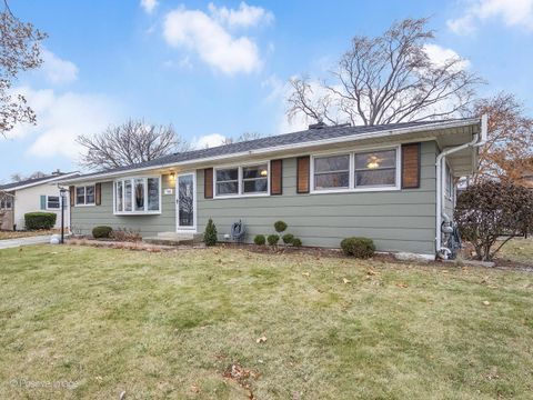 A home in Willowbrook