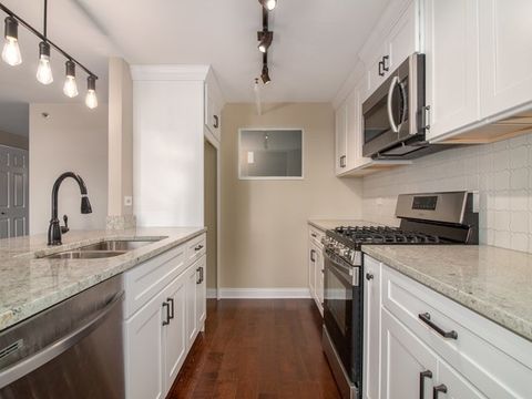 Tiny photo for 50 E 26th Street #406, Chicago, IL 60616 (MLS # 12480209)