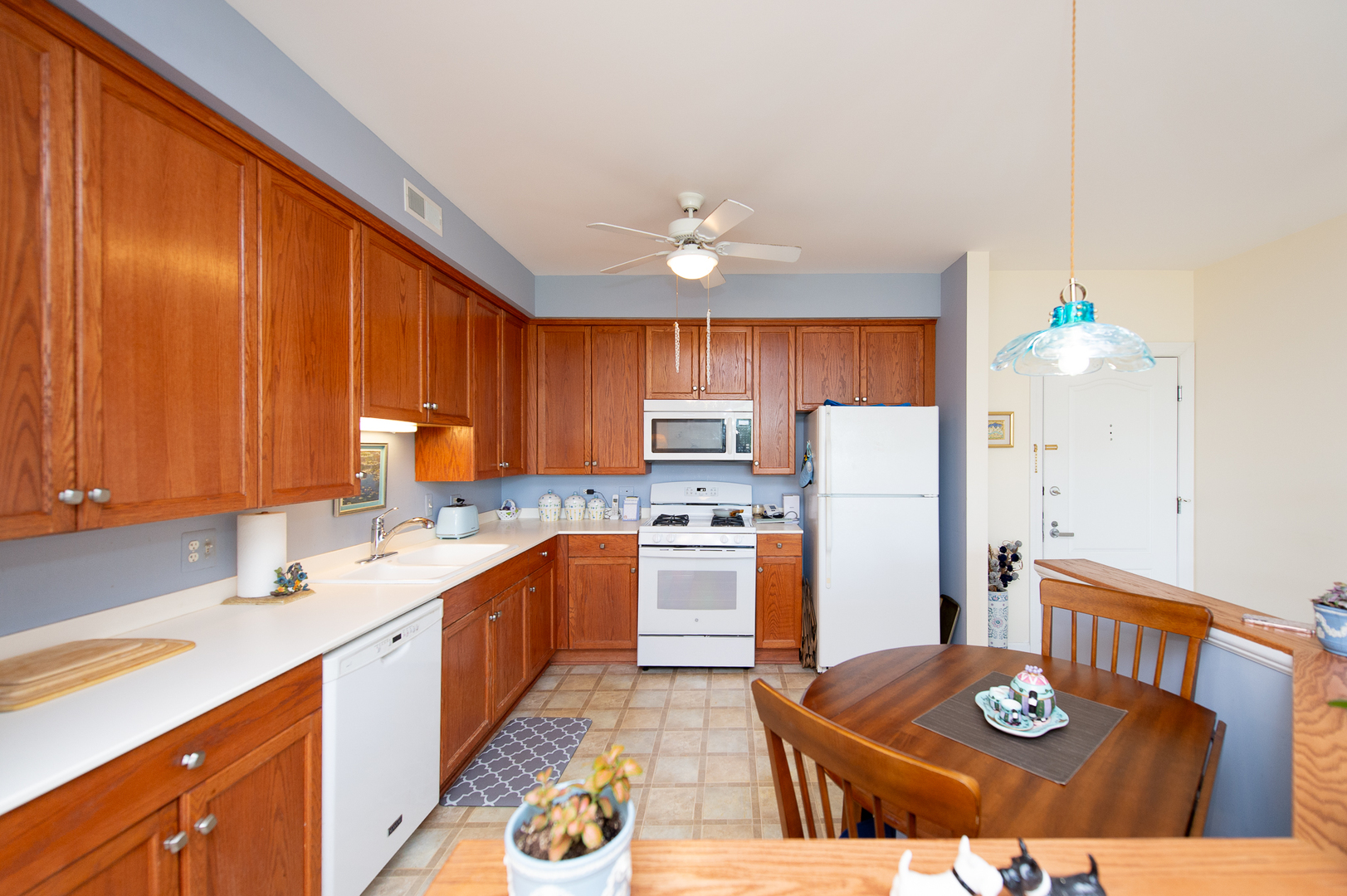 8400 Callie Avenue 206
