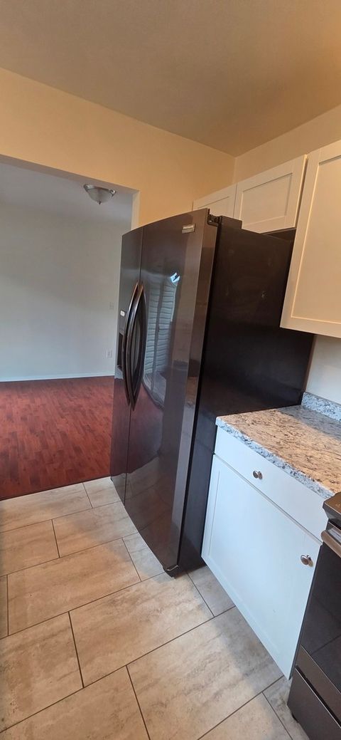 Tiny photo for 2001 S Mattis Avenue #E, Champaign, IL 61821 (MLS # 12453568)