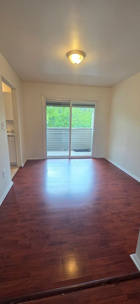 Tiny photo for 2001 S Mattis Avenue #E, Champaign, IL 61821 (MLS # 12453568)