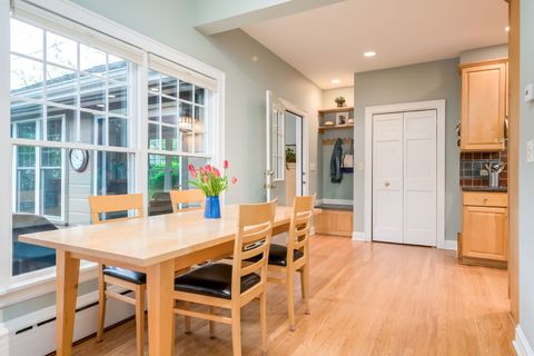 Tiny photo for 1017 N Grove Avenue, Oak Park, IL 60302 (MLS # 12628526)