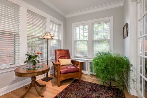 Tiny photo for 1017 N Grove Avenue, Oak Park, IL 60302 (MLS # 12628526)