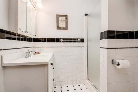 Tiny photo for 1017 N Grove Avenue, Oak Park, IL 60302 (MLS # 12628526)