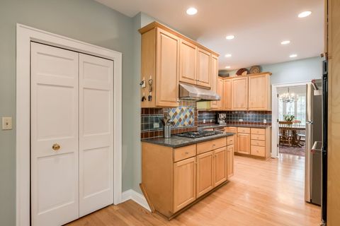 Tiny photo for 1017 N Grove Avenue, Oak Park, IL 60302 (MLS # 12628526)