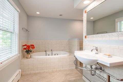 Tiny photo for 1017 N Grove Avenue, Oak Park, IL 60302 (MLS # 12628526)