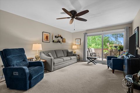 Tiny photo for 1730 W Galena Boulevard #304W, Aurora, IL 60506 (MLS # 12692754)