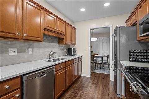 Tiny photo for 1730 W Galena Boulevard #304W, Aurora, IL 60506 (MLS # 12692754)