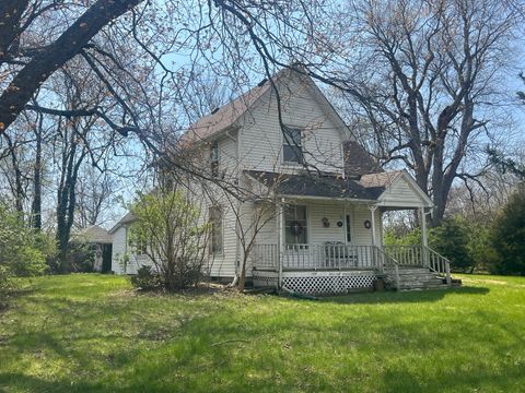 Photo of 403 E 200 N Road, Loda, IL 60948 (MLS # 12615069)