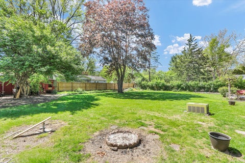 Tiny photo for 203 E Mumford Drive, Urbana, IL 61801 (MLS # 12627849)