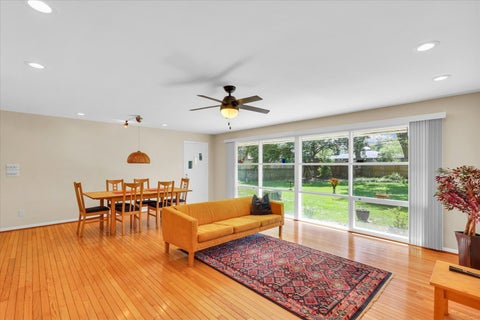 Tiny photo for 203 E Mumford Drive, Urbana, IL 61801 (MLS # 12627849)