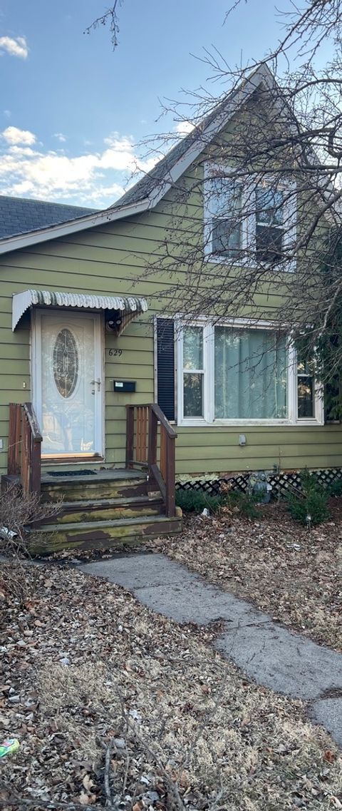 Photo of 629 2nd Avenue S, Clinton, IA 52732 (MLS # 12567637)