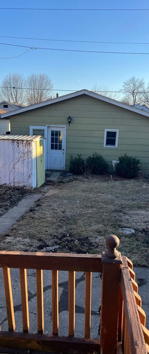 Tiny photo for 629 2nd Avenue S, Clinton, IA 52732 (MLS # 12567637)