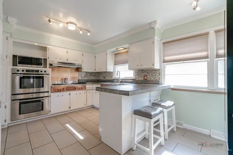 Tiny photo for 34049 N Hickory Avenue, Grayslake, IL 60030 (MLS # 12566542)