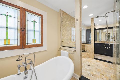 Tiny photo for 801 S Madison Street, Hinsdale, IL 60521 (MLS # 12625216)