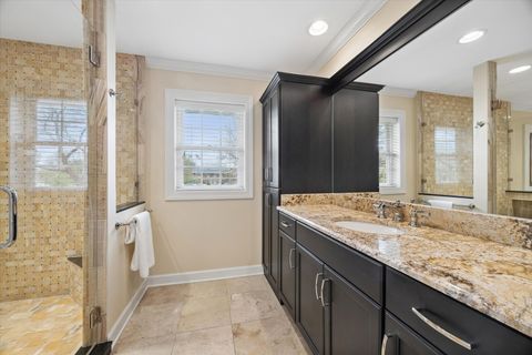 Tiny photo for 801 S Madison Street, Hinsdale, IL 60521 (MLS # 12625216)