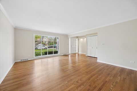 Tiny photo for 801 S Madison Street, Hinsdale, IL 60521 (MLS # 12625216)