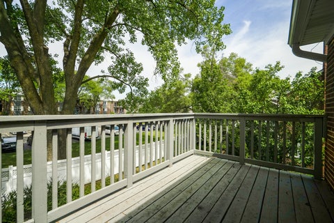 Tiny photo for 1608 E Clayton Court #1608, Arlington Heights, IL 60004 (MLS # 12670679)