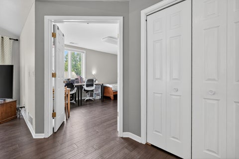 Tiny photo for 1608 E Clayton Court #1608, Arlington Heights, IL 60004 (MLS # 12670679)