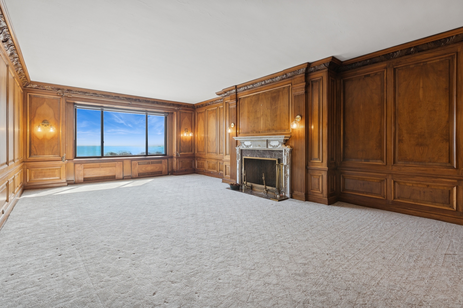 2912 N Commonwealth Avenue 10CD