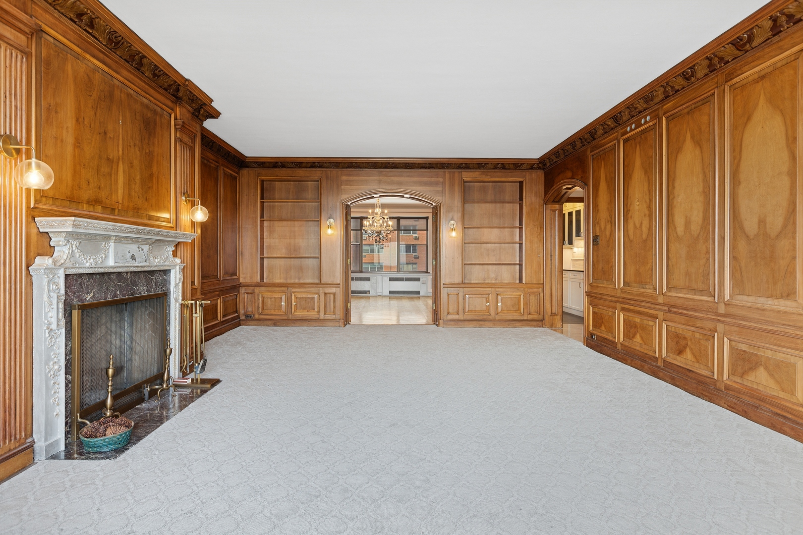 2912 N Commonwealth Avenue 10CD
