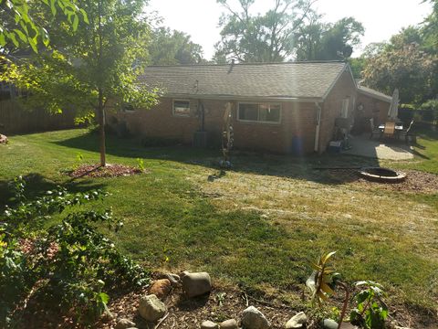 Tiny photo for 144 N Pinecrest Road, Bolingbrook, IL 60440 (MLS # 12471004)