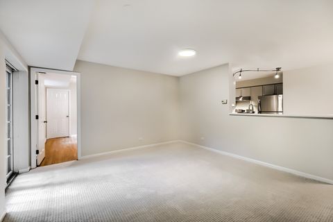 Tiny photo for 734 N Gary Avenue #112, Carol Stream, IL 60188 (MLS # 12686509)
