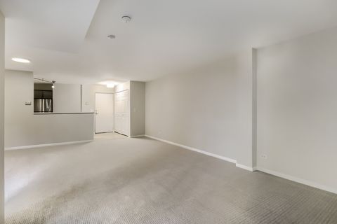 Tiny photo for 734 N Gary Avenue #112, Carol Stream, IL 60188 (MLS # 12686509)