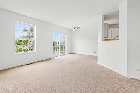 Tiny photo for 694 W Huron Hills Trail, Round Lake Heights, IL 60073 (MLS # 12645295)