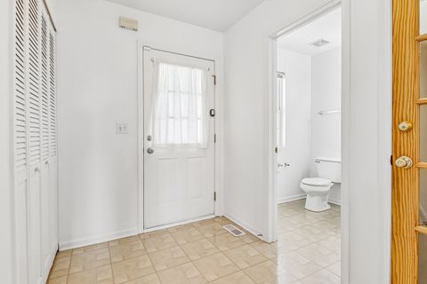 Tiny photo for 694 W Huron Hills Trail, Round Lake Heights, IL 60073 (MLS # 12645295)