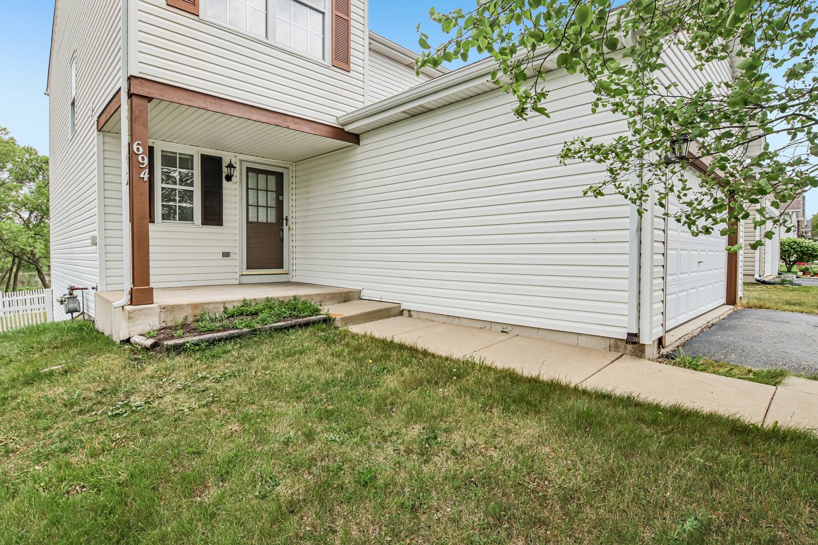 694 W Huron Hills Trail