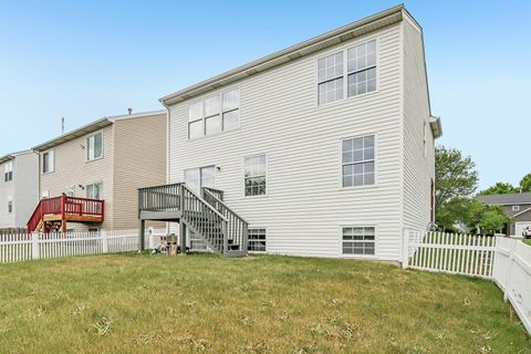 Tiny photo for 694 W Huron Hills Trail, Round Lake Heights, IL 60073 (MLS # 12645295)