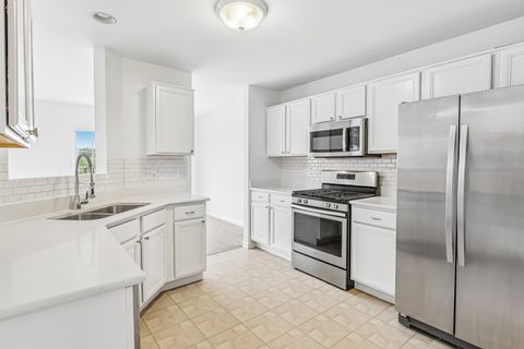 Tiny photo for 694 W Huron Hills Trail, Round Lake Heights, IL 60073 (MLS # 12645295)