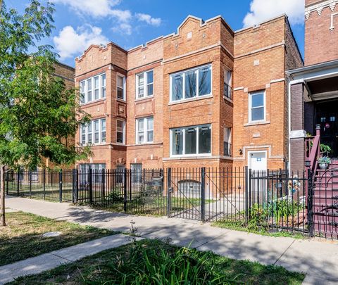 4044 W Kamerling Avenue Chicago IL 60651