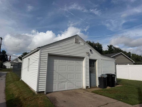 Tiny photo for 1109 Monroe Street, Quincy, IL 62301 (MLS # 12758751)