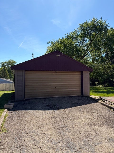 Tiny photo for 1007 Michigan Avenue, Mendota, IL 61342 (MLS # 12649365)