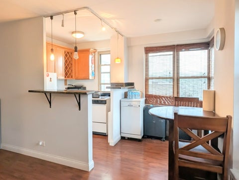 Tiny photo for 2610 W Balmoral Avenue #306, Chicago, IL 60625 (MLS # 12656160)